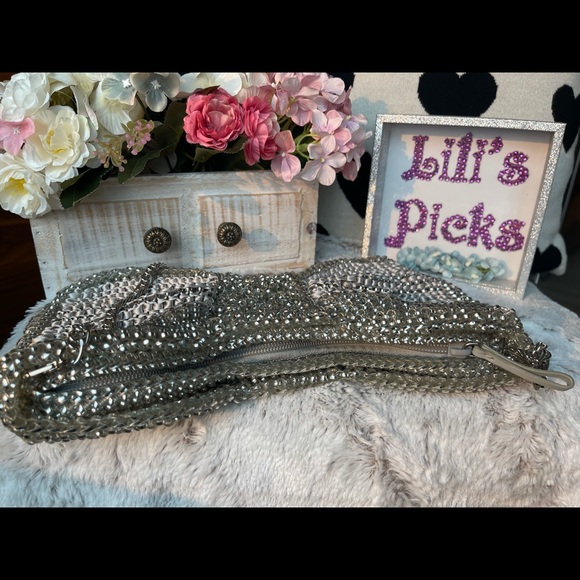 In a good condition, party bag, ribbon 🎀 - Picture 7 of 10